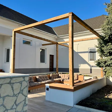 Liv Tisza * Poroszló